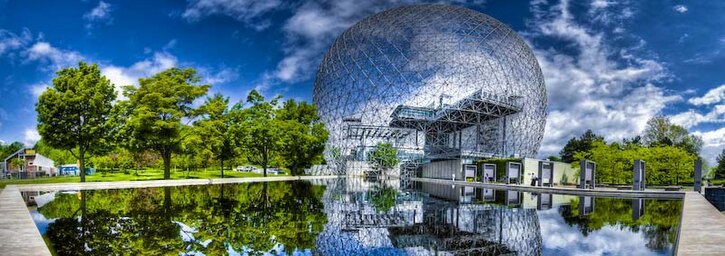 La Biospère de l'île Sainte-Hélène conçue par Buckminster Fuller pour l'Exposition universelle de 1967