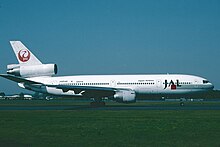 Photo of Japan Airlines McDonnell Douglas DC-10-40 JA8546 at Nagoya-Komaki International Airport.jpg