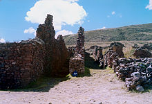 The ruins of Pikillacta, a Wari site Piquillacta view4.jpg