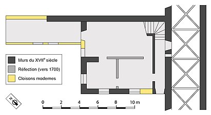 Simplified plan of a part of a building comprising a corridor, three rooms and a staircase.