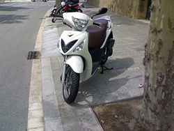 Suzuki Sixteen scooter