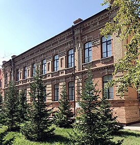 Здание АОИМ музея