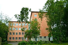 Lycée mixte de Käkisalmi.