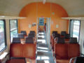 Umgebauter Innenraum eines City-Bahn-Wagens mit gemischter Bestuhlung