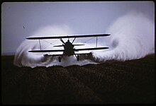 220px-CROP_DUSTING_NEAR_CALIPATRIA_IN_THE_IMPERIAL_VALLEY._%28FROM_THE_SITES_EXHIBITION._FOR_OTHER_IMAGES_IN_THIS_ASSIGNMENT..._-_NARA_-_553873.jpg