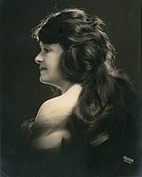 Clara Morton, vaudeville actress