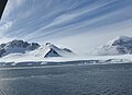 Les sommets de l'île de Wiencke vus depuis le chenal Neumayer