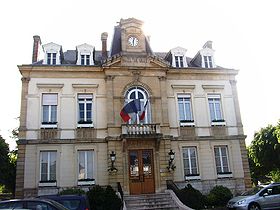 L’hôtel de ville.