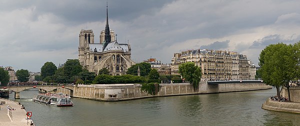 Notre Dame de Paris is a prominent landmark on the Île de la Cité