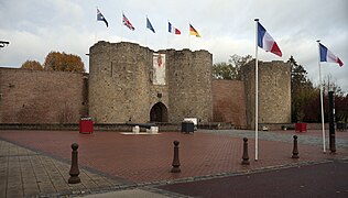 佩羅訥城堡（法語：Château fort de Péronne） （世界大戰博物館）