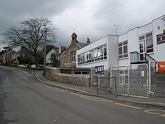 Primary School, Galmpton - geograph.org.uk - 1223634.jpg