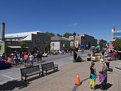 Queen Street Kincardine Ontario 2.jpg