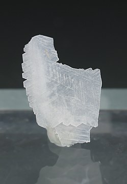 Non-SEM photo of belomarinaite from Tolbachik, Kamchatka