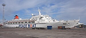 SS Oceanic in Helsinki.jpg