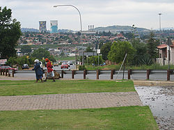 Pohled od Pietersonova muzea k Orlando Towers