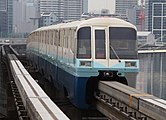 1019Fに施された100形復刻塗装