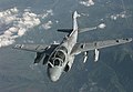 EA-6B電子戦機。両翼にAN/ALQ-99を搭載。