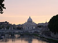 Vatican Tiber View 2003-06-08.jpg