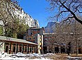 Hotel Ahwahnee v Yosemitském údolí