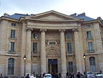 BatimentPanthéon.JPG