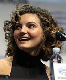 Camren Bicondova by Gage Skidmore.jpg