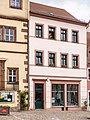 Wohnhaus in geschlossener Bebauung