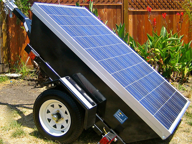  :Coyle Industries Portable Solar Power System.jpg - Wikimedia Commons