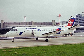 HB-AKK, le Saab 340 de Crossair impliqué, ici photographié à l'aéroport de Zurich en août 1999, 5 mois avant l'accident