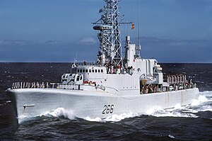 HMCS Nipigon (266)