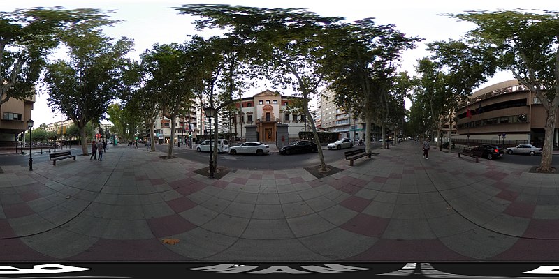 Gran Vía de Alfonso X el Sabio y Museo Arqueológico de Murcia