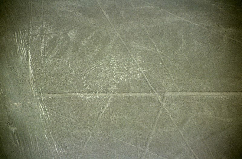 Fájl:Nazca-lineas-manos-c01.jpg