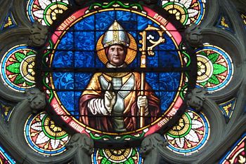 Abbildung des hl. Germanus auf einem Bleiglasfenster in der Kirche St-Germain-l’Auxerrois in Paris