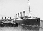 L'Olympic et le Lusitania dans le port de New York.