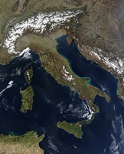 Immagine satellitare NASA dell'Italia