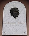 Spomen ploča dr Milanu Nikoliću, učeniku i nasledniku dr Hempta na zgradi Pasterovog zavoda u Novom Sadu