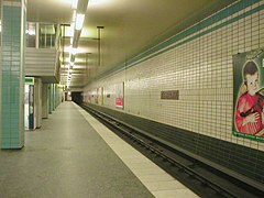 Station Tierpark, het enige ondergrondse metrostation dat in de DDR-tijd werd gebouwd