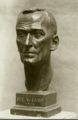 Bronzová busta německého historika umění Dr. E. W. Brauna (1870-1957). Vytvořeno v roce 1918 sochařem Engelbertem Kapsem.