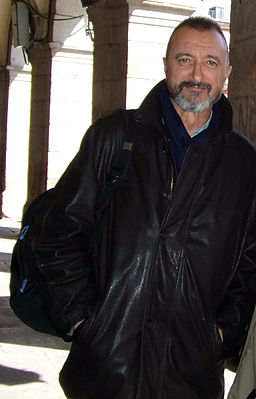 Arturo Pérez-Reverte.jpg