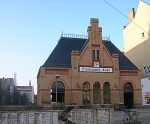 Berlin S-Bahnhof Prenzaluer Allee.JPG