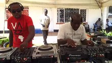 Файл: DJ Joe Mfalme DJ Purpl Scratching на Pioneer CDJ 2000 и CDJ 850.webm