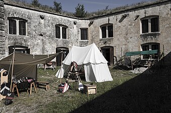 Il prospetto del ridotto sul cortile durante una rievocazione storica