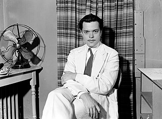 Welles in his office at Maxine Elliott's Theatre