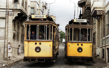 Anadolu Yakasında iki tane tramvay