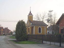 Chapel at the center of the village of Prilesja