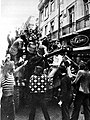 Image 8Portuguese rejoice during the 1975 Carnation Revolution. (from History of Portugal)