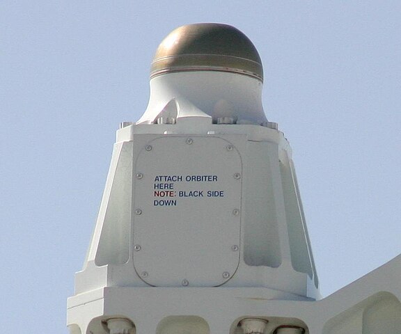 576px-Shuttle_mounting_point.JPG