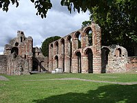 The nave of St Botolph's Priory, Colchester StBotolph'sPriory Colchester.JPG