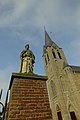 Kerkhofmuur en kerktoren