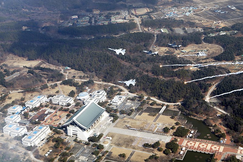 파일:2015.3.1 공군 광복 70주년 3.1절 FA-50 비행 Republic of Korea AirForce FA-50 (16523876800).jpg