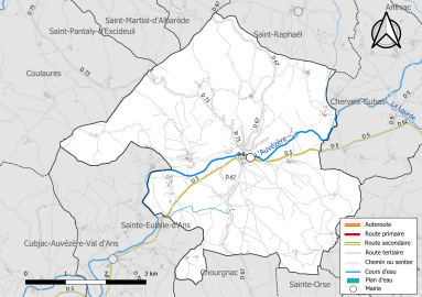 Carte en couleur présentant le réseau hydrographique de la commune